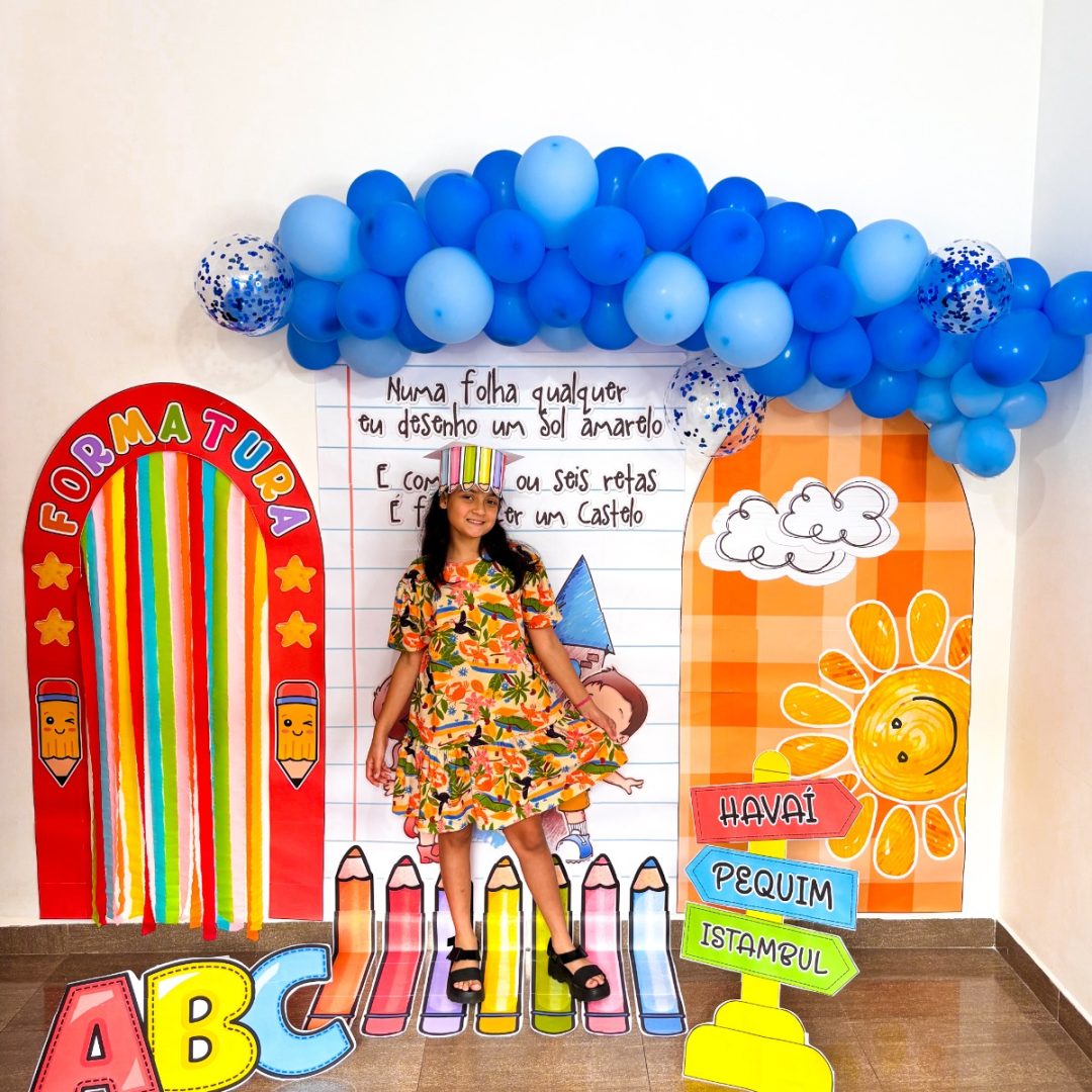 Cenário de Formatura Aquarela